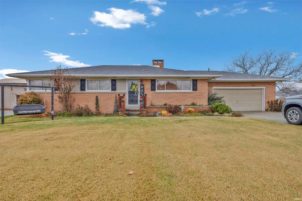 411 S West Street, Haubstadt, IN 47639 - Image #1