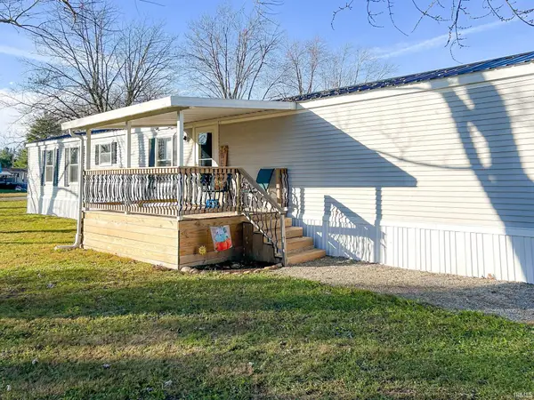 374 Worthington Street, Worthington, IN 47471