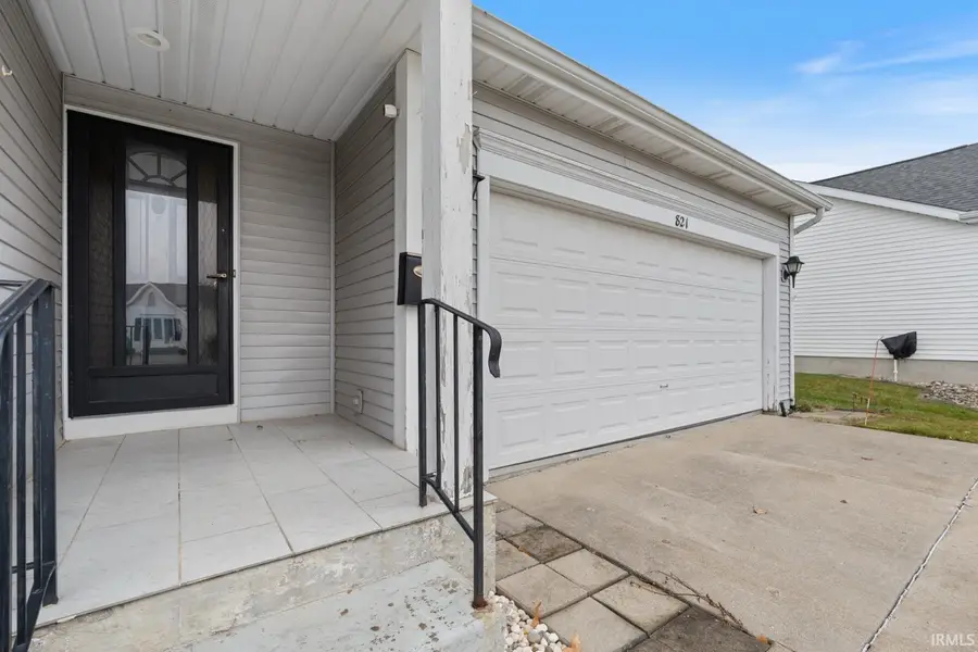 821 Eagle Cove Drive, South Bend, IN 46614 - Image #3