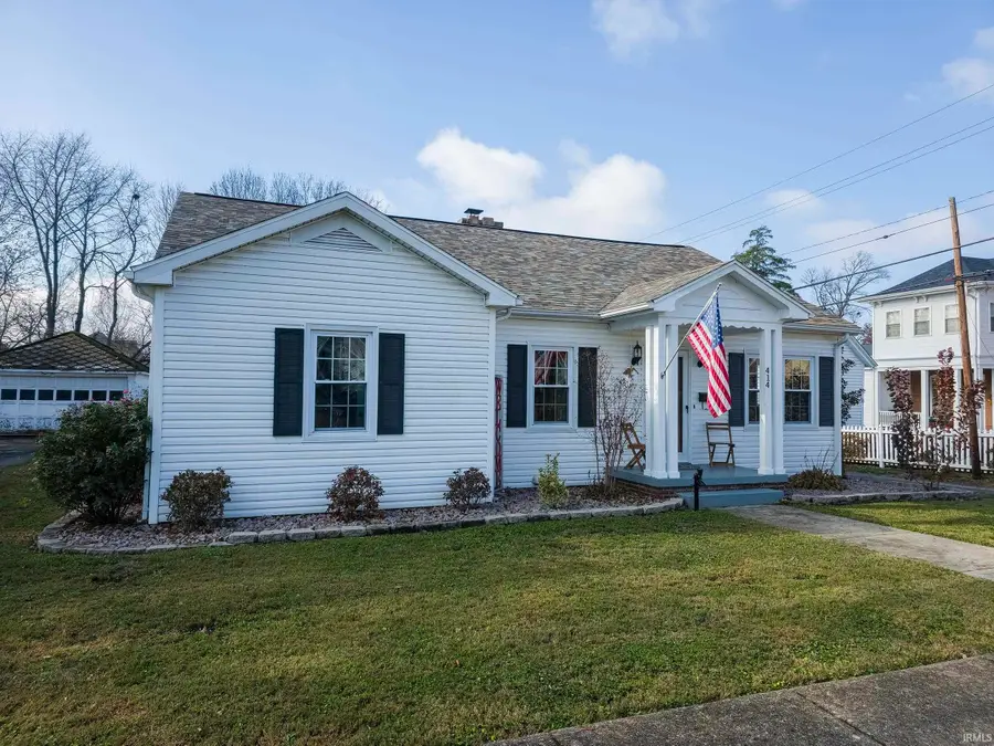 414 N Cherry Street, Mount Carmel, IL 62863 - Image #3