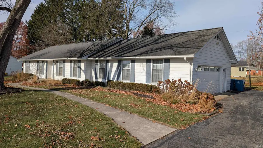 915 Summit Avenue, Bluffton, IN 46714 - Image #2