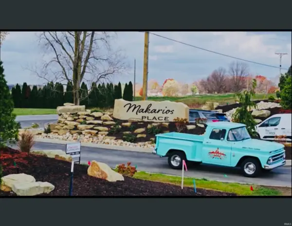 15373 Makarios Pass, Leo, IN 46765