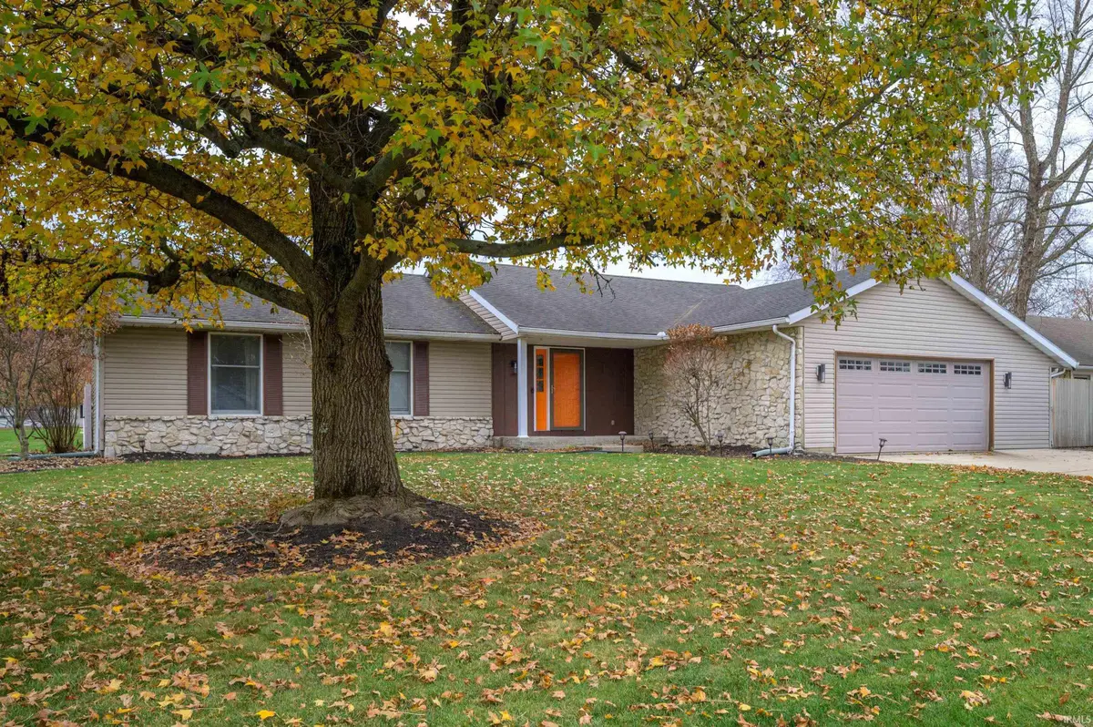 906 S Devonshire Road, Yorktown, IN 47396 - Image #1