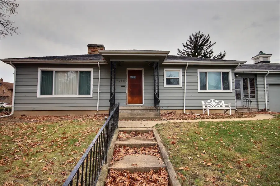 2505 Hubertus Avenue, Fort Wayne, IN 46805 - Image #2