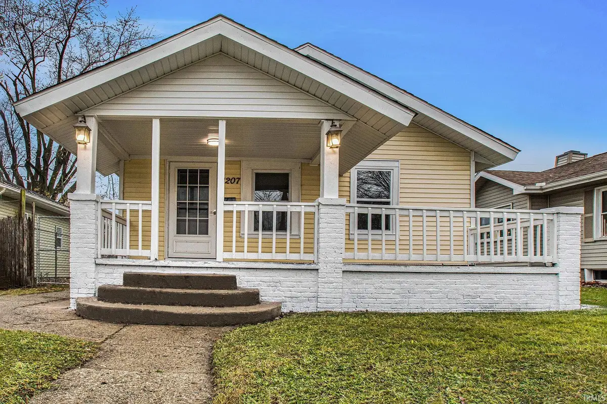 1207 N Olive Street, South Bend, IN 46628 - Image #1