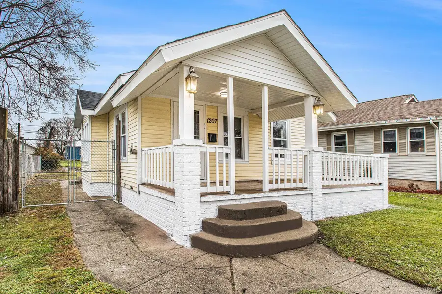 1207 N Olive Street, South Bend, IN 46628 - Image #3