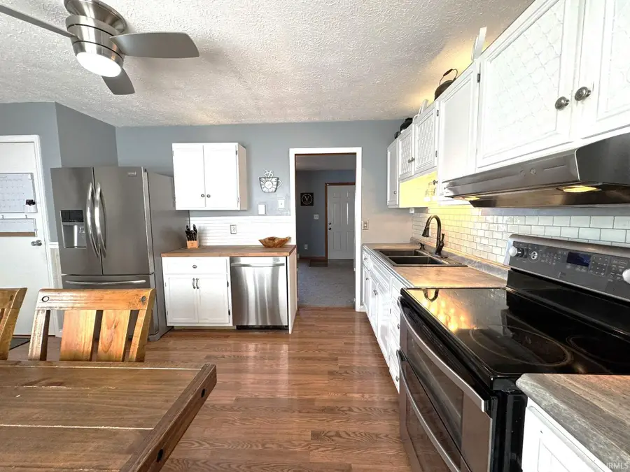 616 E South F Street, Gas City, IN 46933 - Image #3