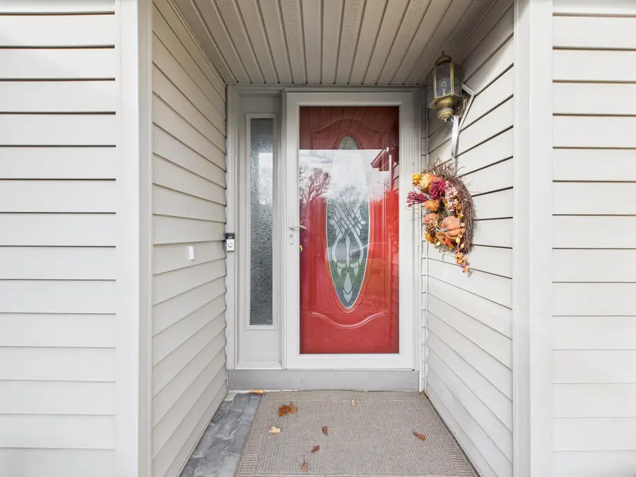 58 Quayle Run Street, Huntington, IN 46750 - Image #2