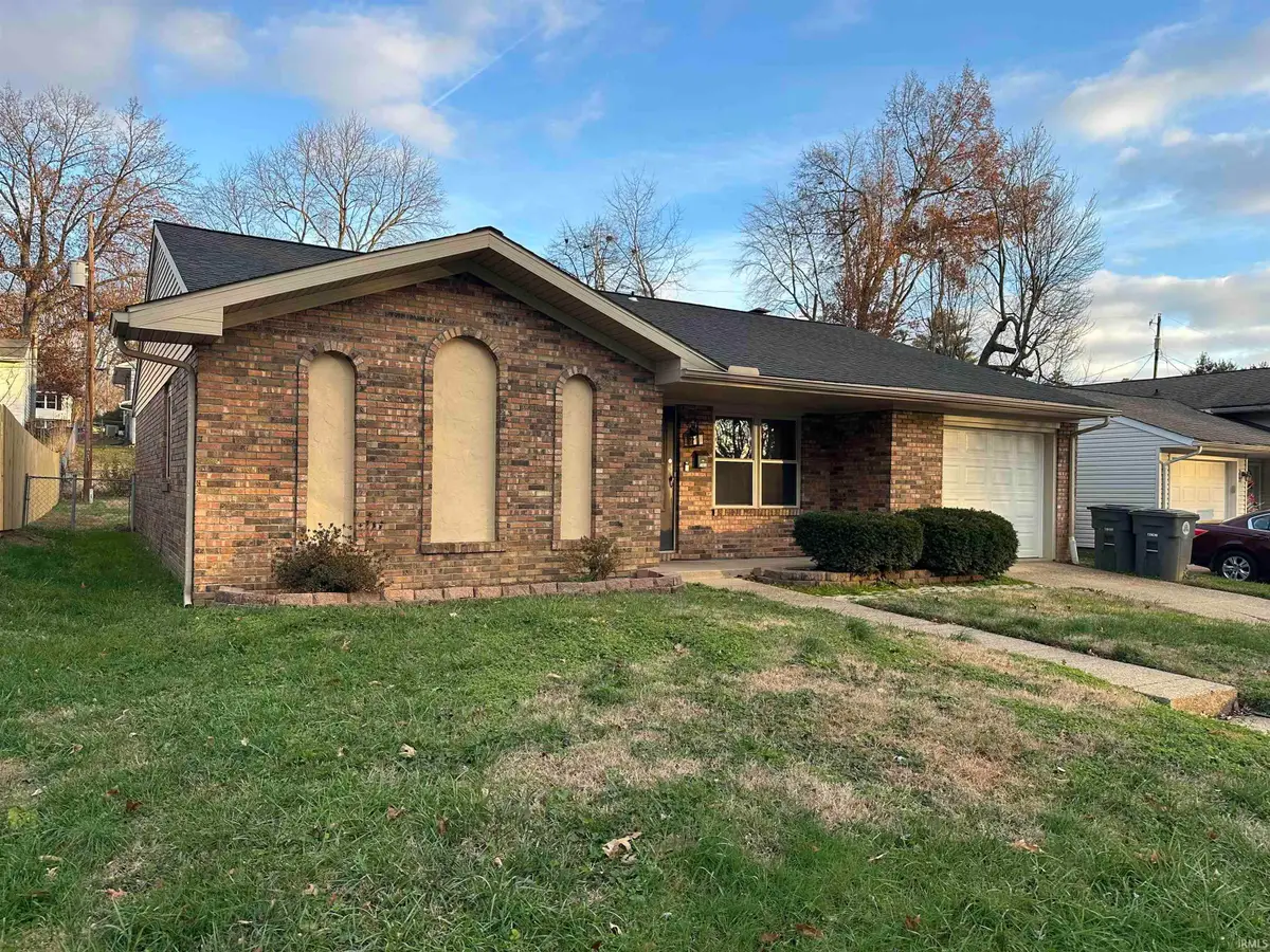 6117 Ashbrooke Road, Evansville, IN 47710 - Image #1