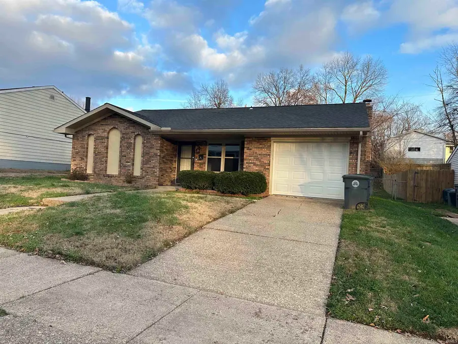 6117 Ashbrooke Road, Evansville, IN 47710 - Image #2