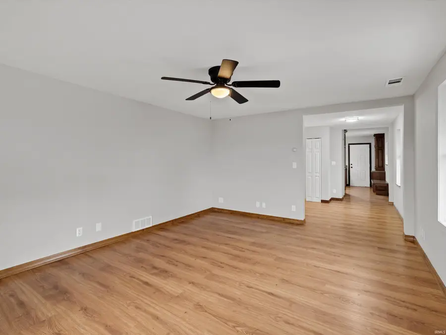 1301 E Eichel Avenue, Evansville, IN 47711 - Image #2