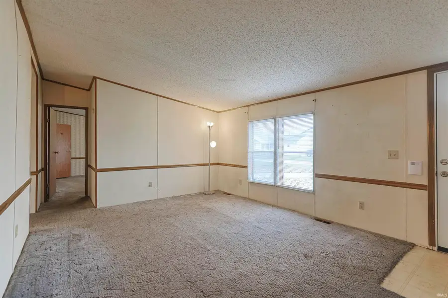 5215 Hazelwood Court, South Bend, IN 46619 - Image #3