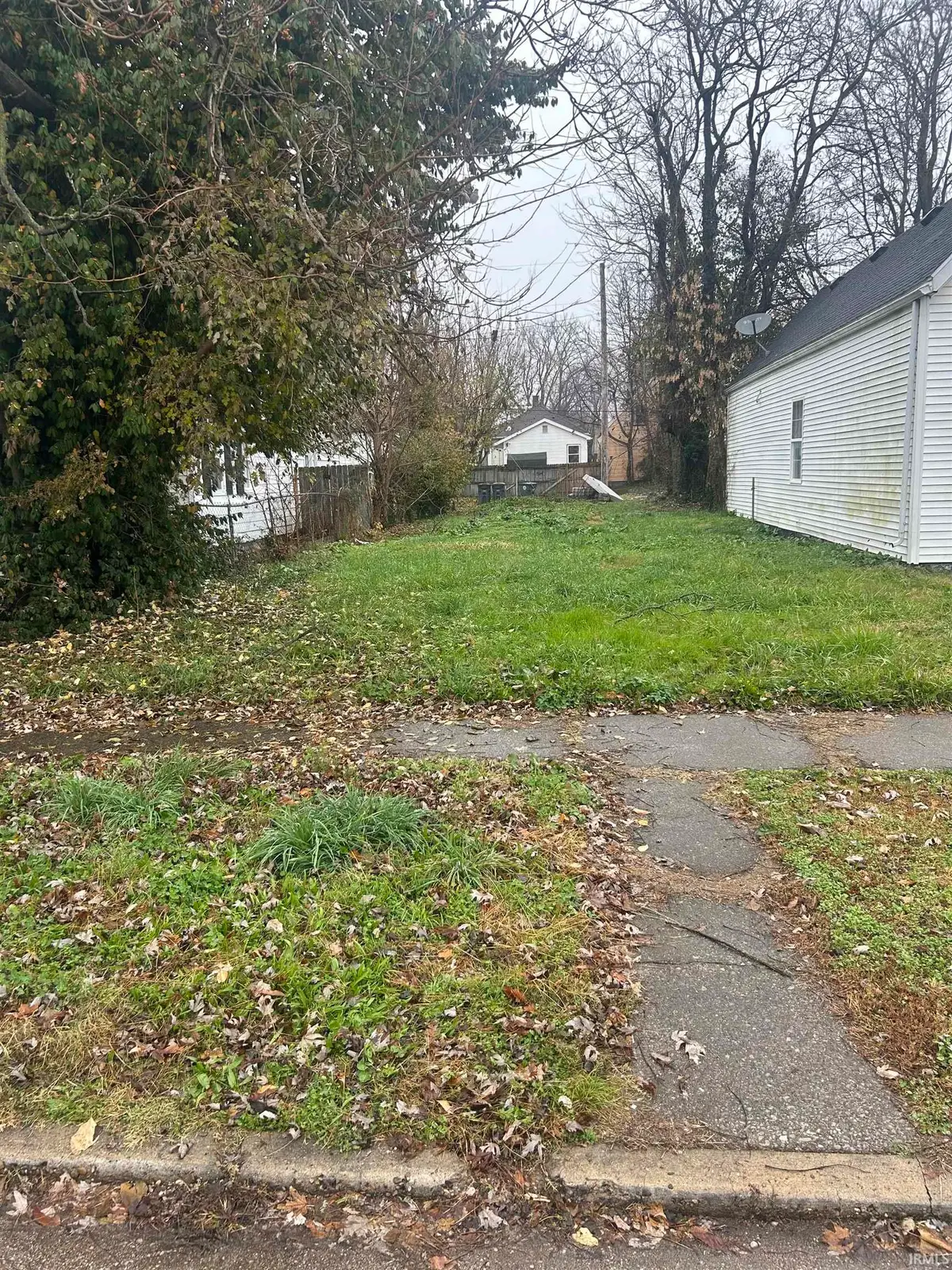 652 E Maryland Street, Evansville, IN 47711 - Image #1