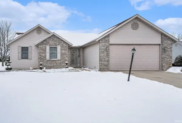 11905 Sandbrooke Drive, Millersburg, IN 46543