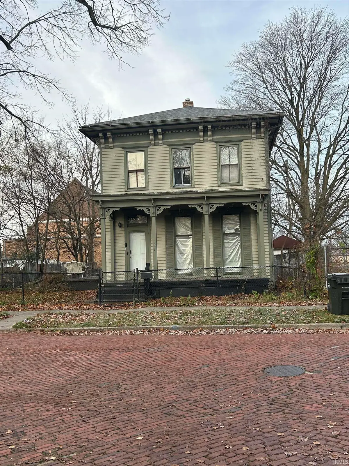 121 Studebaker Street, South Bend, IN 46628 - Image #1