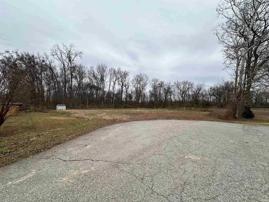 2750 Viehe Drive, Evansville, IN 47725 - Image #2