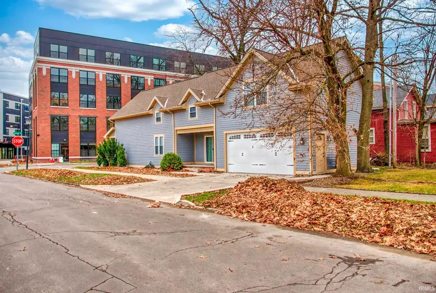 802 Lavina Street, Fort Wayne, IN 46802 - Image #2