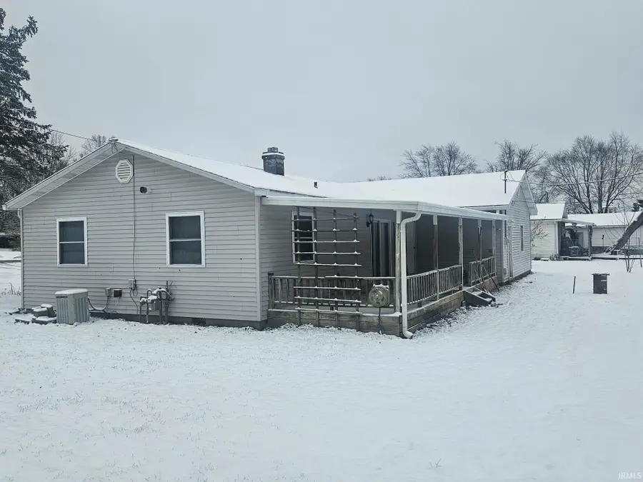 911 Biddinger Lane, Washington, IN 47501 - Image #3