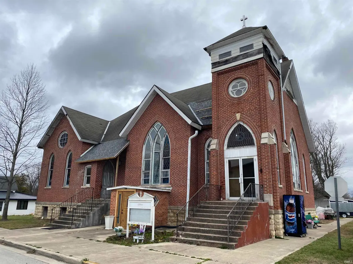 105 N Mckee Street, Macy, IN 46951 - #1