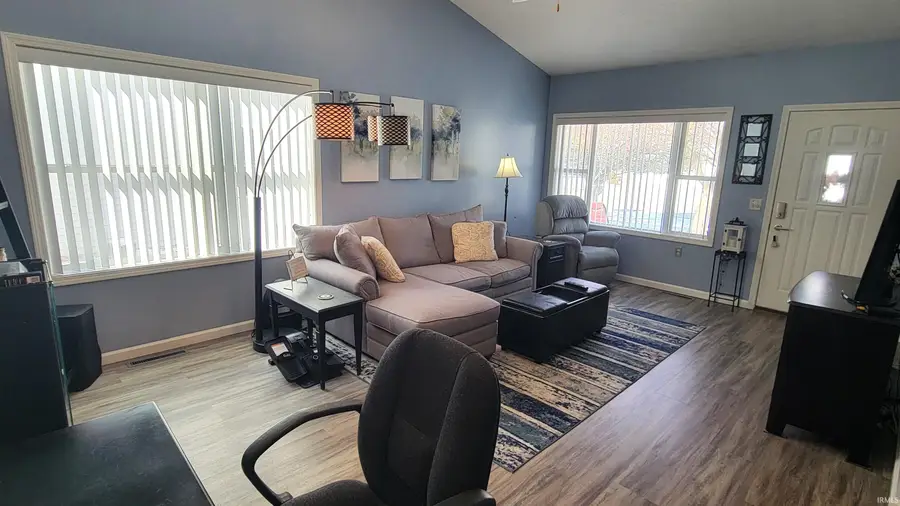 2260 Whitetail Run Street, Warsaw, IN 46582 - Image #2