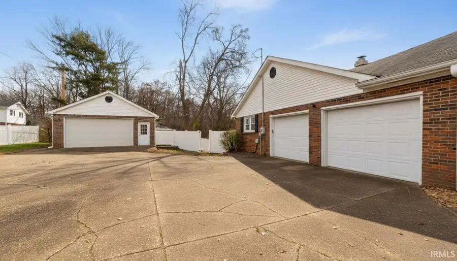 117 Springhaven Drive, Evansville, IN 47710 - Image #2