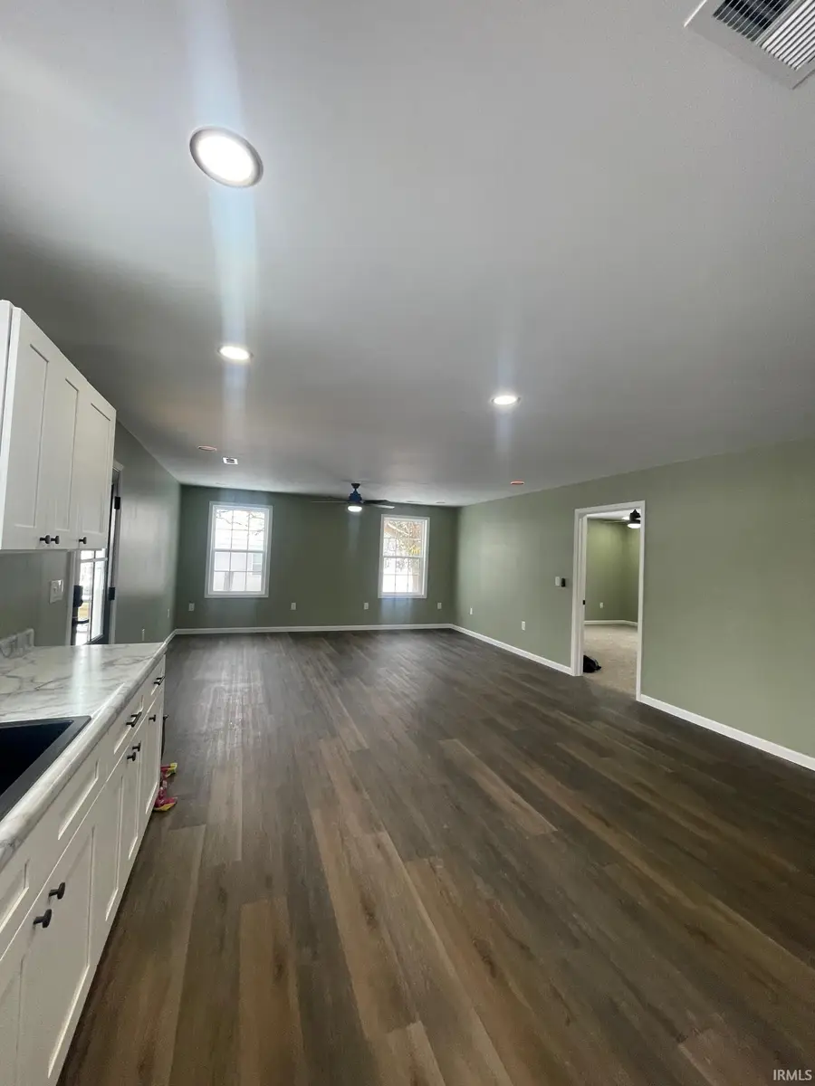 812 Dant Boulevard, Bicknell, IN 47512 - Image #3