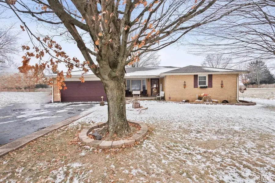 501 S Hardacre Court, New Castle, IN 47362 - Image #2