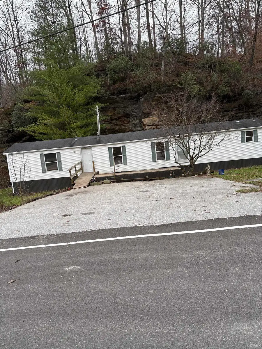 358 N Sycamore Road, Taswell, IN 47175 - Image #2