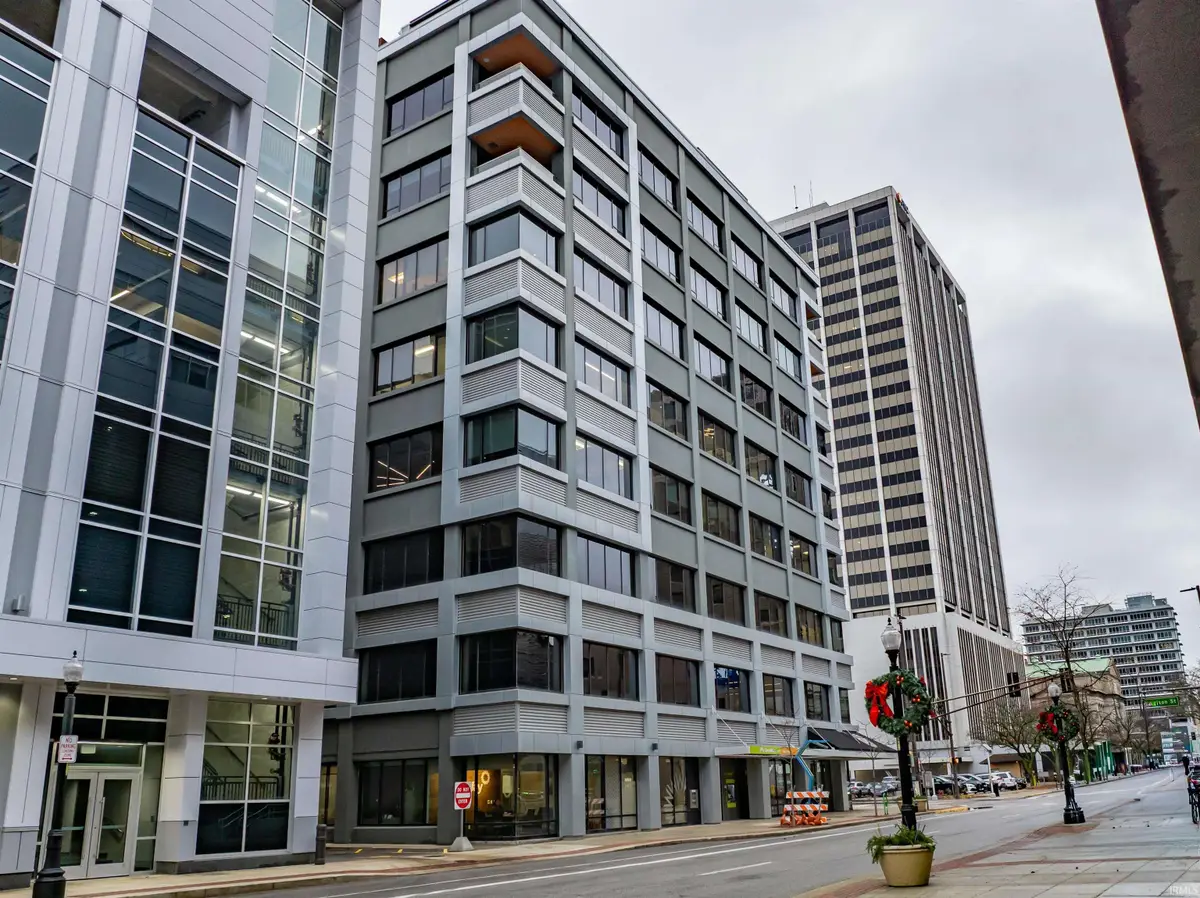 202 W Berry Street #710, Fort Wayne, IN 46802 - Image #1