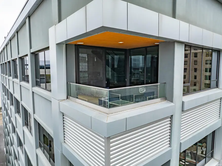 202 W Berry Street #710, Fort Wayne, IN 46802 - Image #2