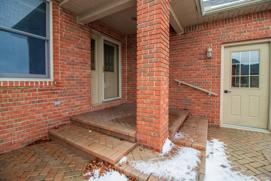 28 Stonebridge Drive, Winchester, IN 47394 - #3