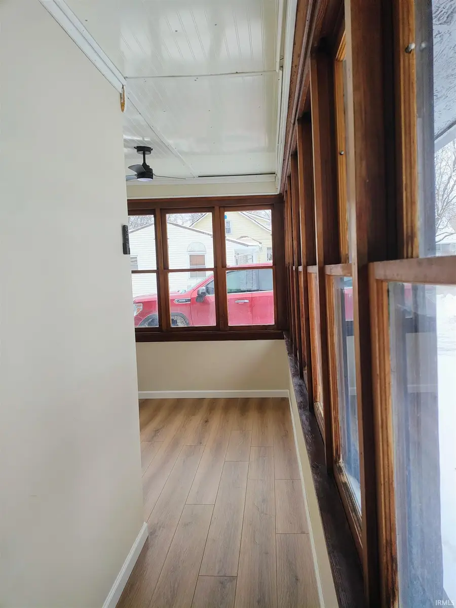 401 N Third Street, Pierceton, IN 46562 - Image #2