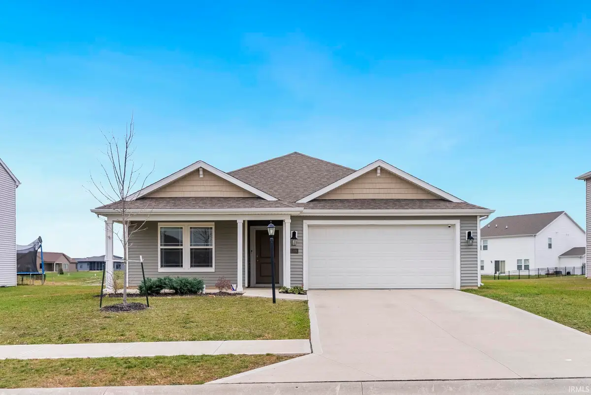 1399 Livingston Lakes Way, Fort Wayne, IN 46818 - Image #1