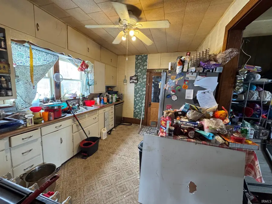 305 S Mckee Street, Macy, IN 46951 - Image #2