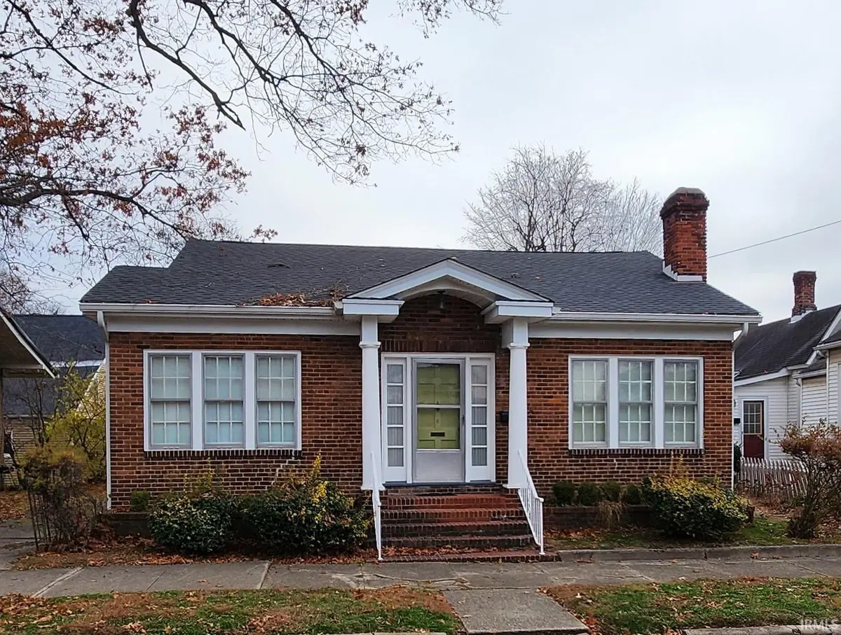 6 SE 7th Street, Washington, IN 47501 - Image #1