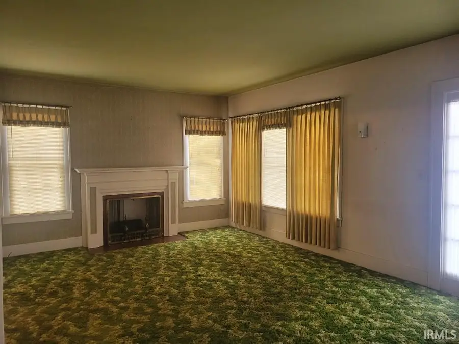 6 SE 7th Street, Washington, IN 47501 - Image #2