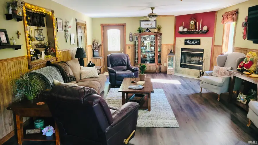 14090 N 1225 E, Odon, IN 47562 - Image #3