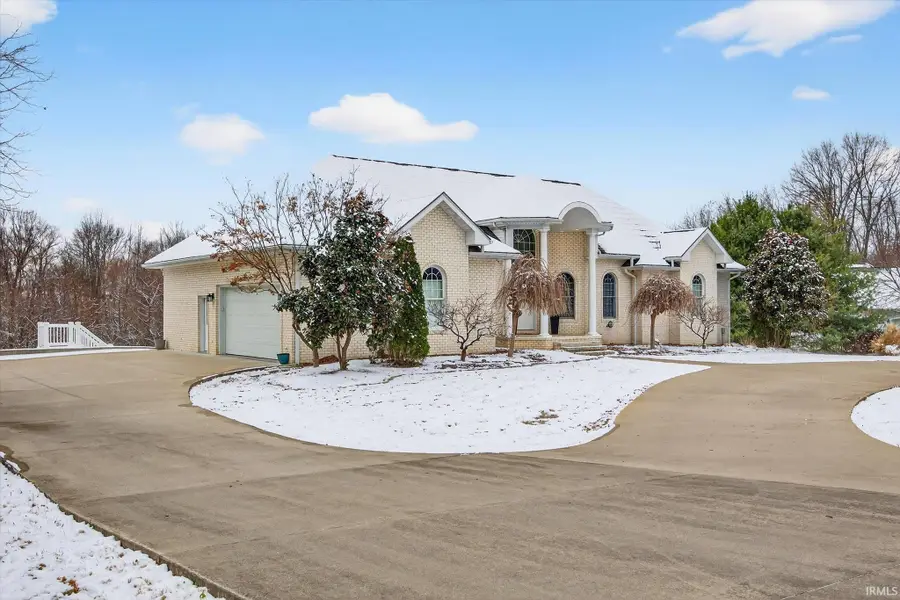 1297 N Sugarland Road, Washington, IN 47501 - Image #2