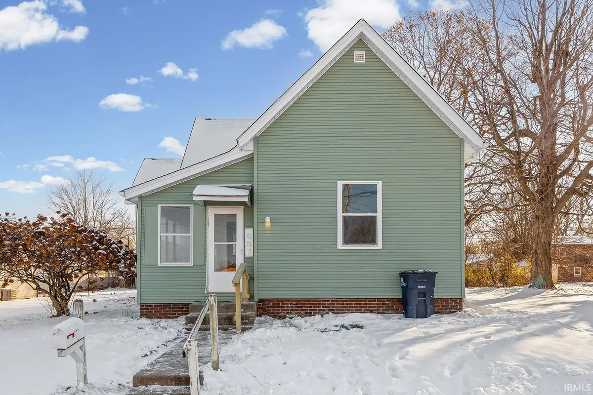 557 W Green Street, Frankfort, IN 46041 - Image #1
