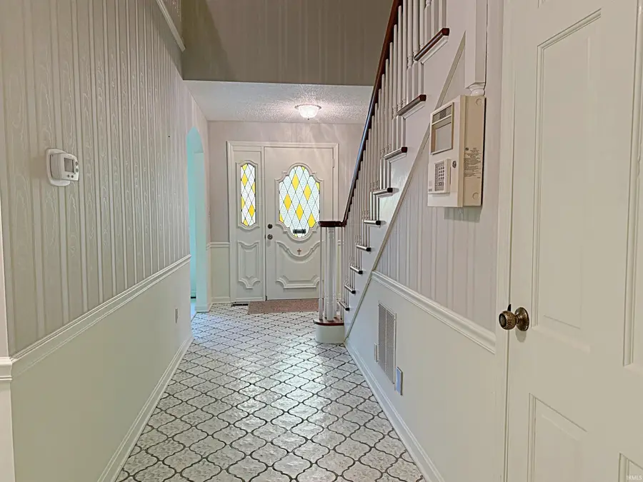 13551 Mt Calvary Road, Loogootee, IN 47553 - Image #2