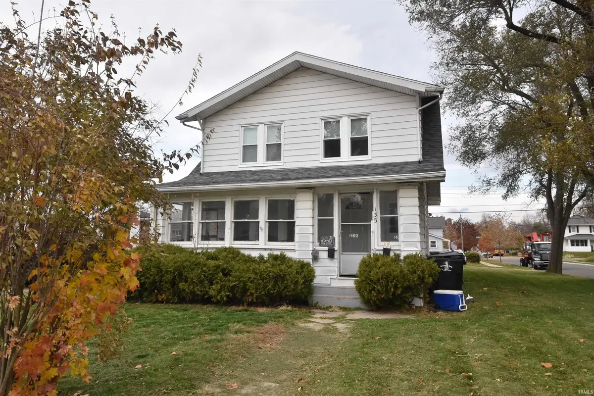 135 E Eckman Street, South Bend, IN 46614 - Image #1