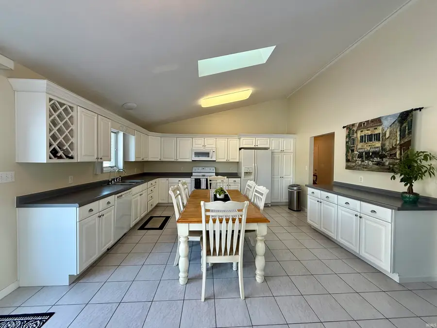 4183 E Arrowhead Road, Monticello, IN 47960 - Image #2