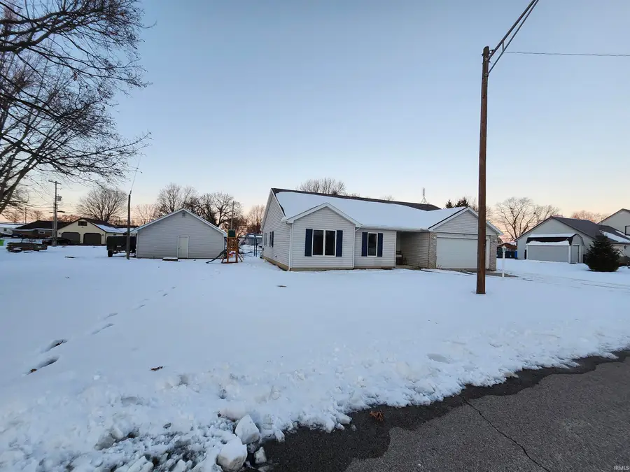 250 W Allen Street, Markle, IN 46770 - Image #2