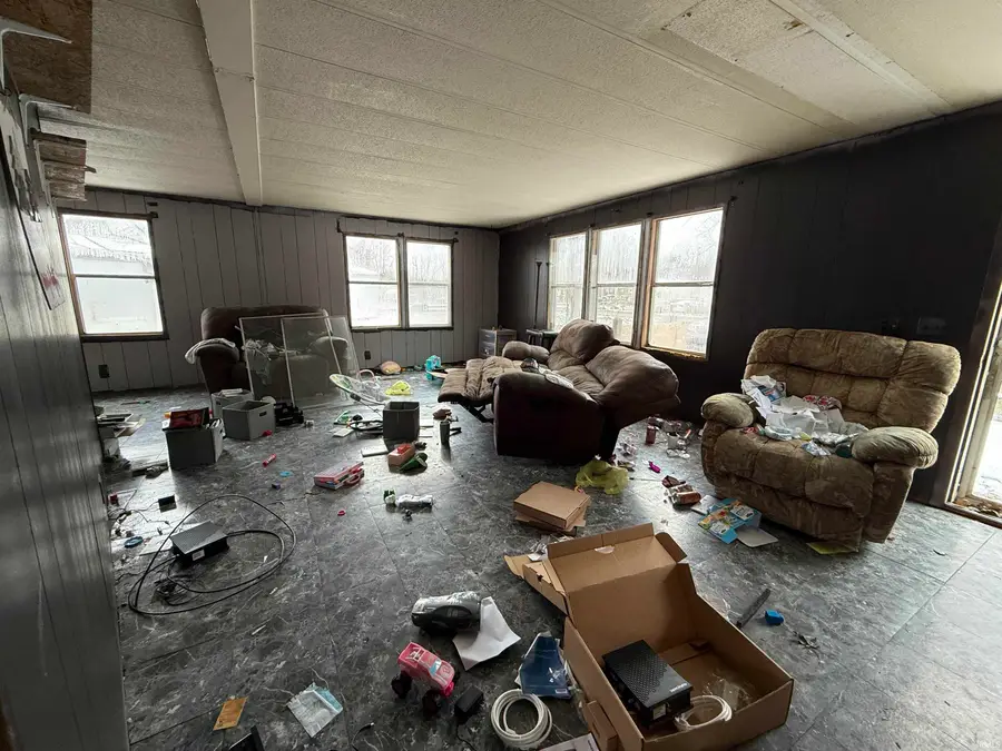 9402 W County Road 70 N, Richland, IN 47634 - Image #2