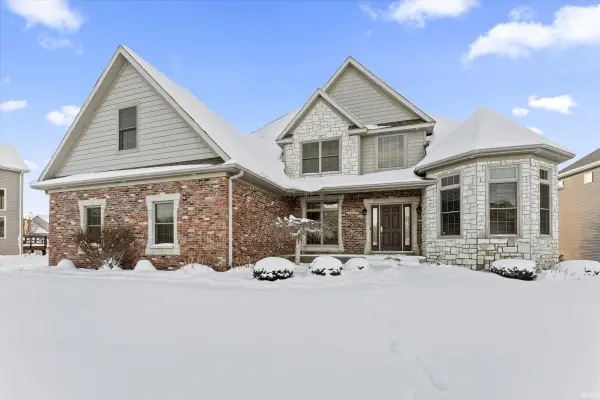 51095 Chatham Ridge Drive, South Bend, IN 46637