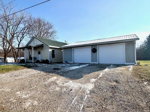 808 Spice Valley Road, Mitchell, IN 47446