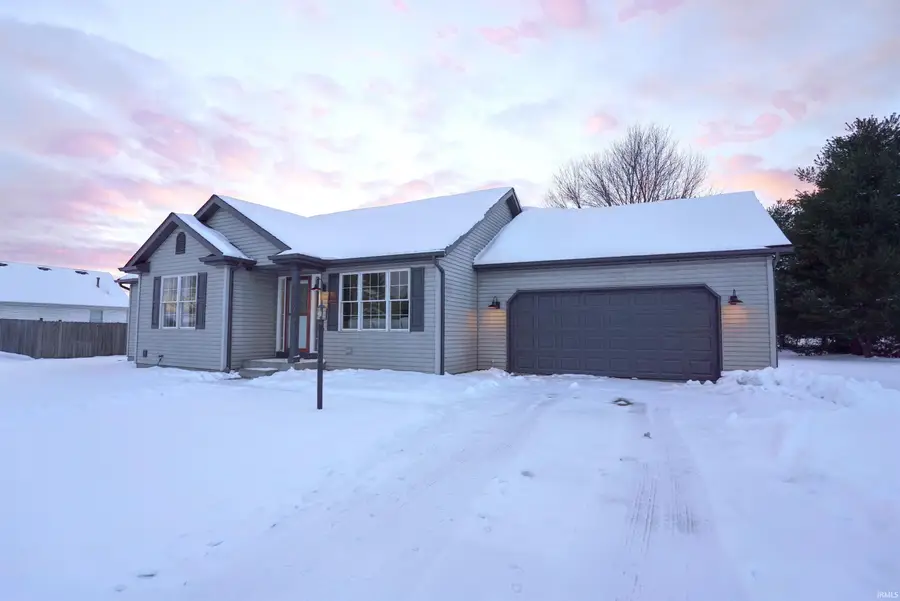 23375 Amber Valley Drive, South Bend, IN 46628 - Image #3