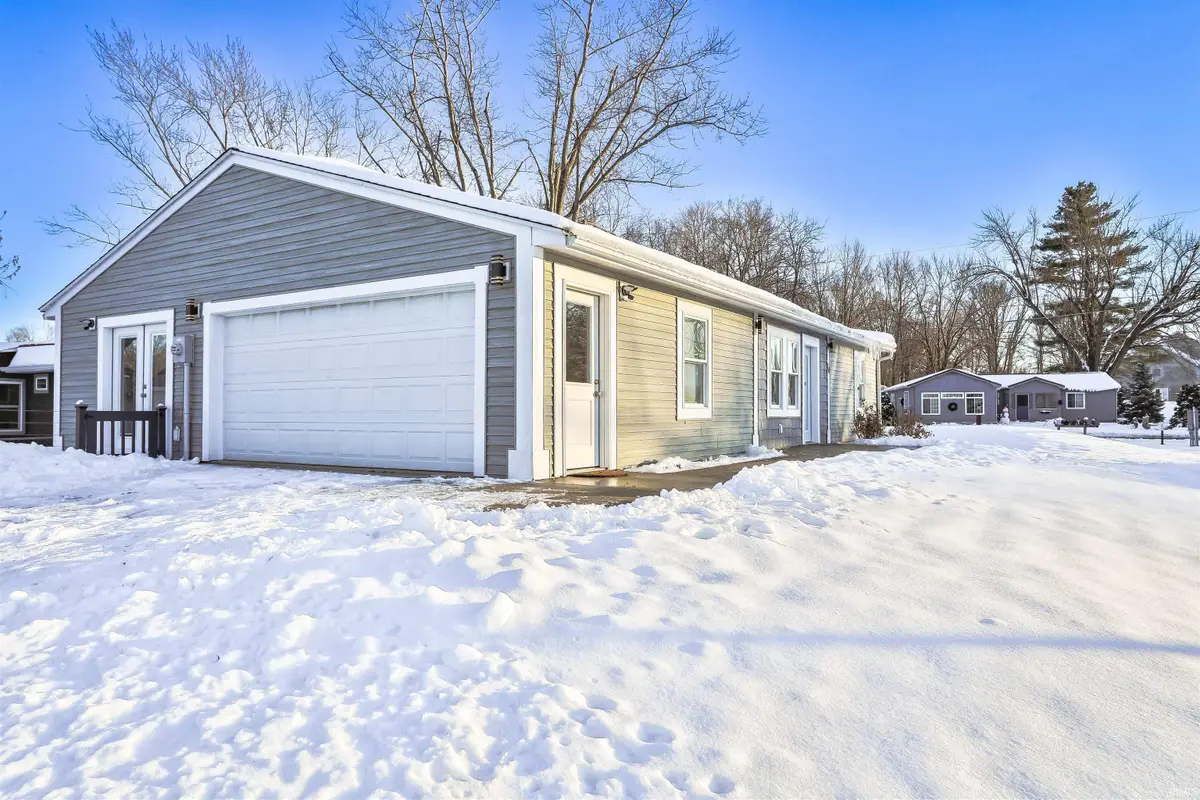 14 Ems C14, Warsaw, IN 46582 - Image #1