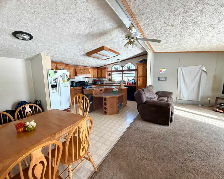 4236 W Old Stone Road, Peru, IN 46970 - Image #2