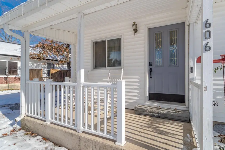 606 S Wood Street, Brookston, IN 47923 - Image #2